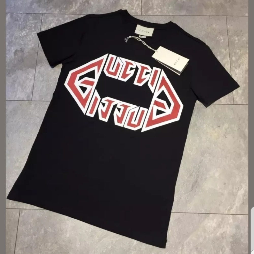 Men's gucci tshirt